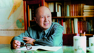 錢學(xué)森：外國(guó)人能搞的，中國(guó)人為什么不能搞？