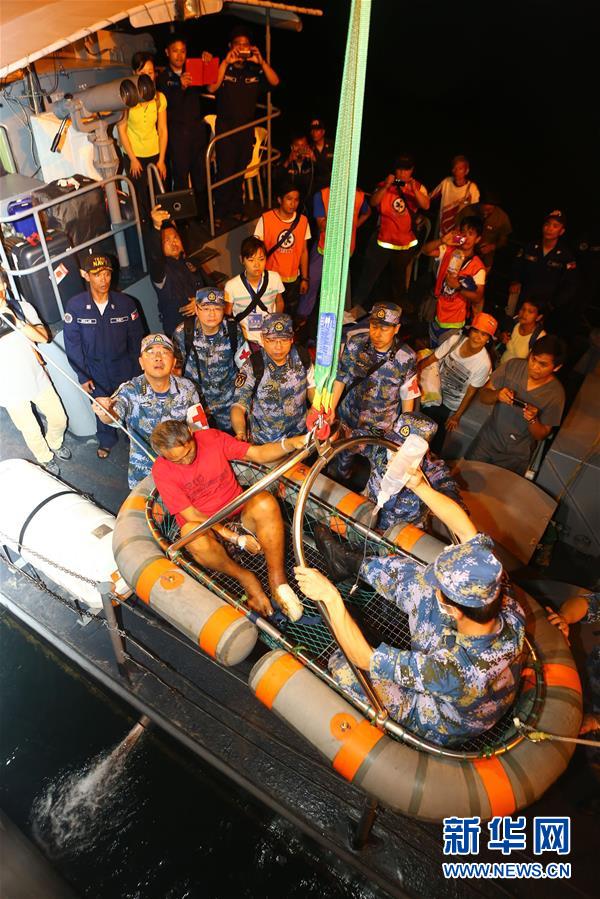 （圖文互動）（2）中國之舟，為和平友愛而來——一份來自中國海軍和平方舟號醫(yī)院船的報告