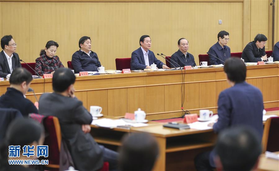 3月17日，中共中央政治局委員、中央書記處書記、中宣部部長(zhǎng)劉奇葆在北京出席中華優(yōu)秀傳統(tǒng)文化傳承發(fā)展工作座談會(huì)。 新華社記者丁林?jǐn)z