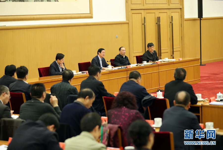 3月23日，治國理政論壇“‘四個全面’戰(zhàn)略布局系列理論研討會”首場研討會在北京召開，中共中央政治局委員、中央書記處書記、中宣部部長劉奇葆出席會議并講話。新華社記者 劉衛(wèi)兵 攝
