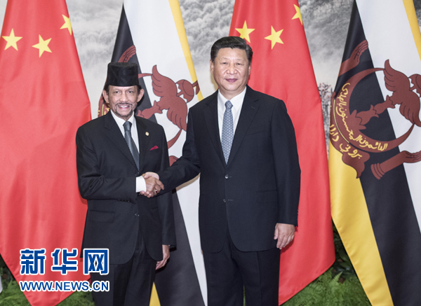 9月13日，國家主席習(xí)近平在北京人民大會(huì)堂同文萊蘇丹哈桑納爾舉行會(huì)談。 新華社記者 李濤 攝