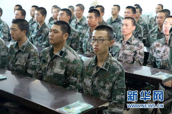（十九大時光·圖文互動）（1）青春，在夢想的引領下飛揚——來自基層蹲點現(xiàn)場的報道