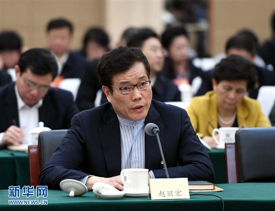 （兩會(huì)·快語(yǔ)錄）趙麗宏委員：要有中國(guó)精神，要有文化自信