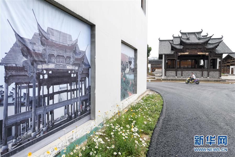（新華全媒頭條·搶救古民居·圖文互動）（5）當(dāng)古民居遇上城鎮(zhèn)化，如何留住鄉(xiāng)愁？
