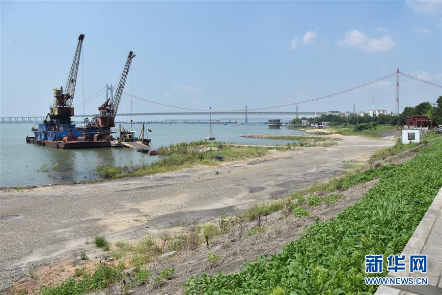 （大江奔流——來自長(zhǎng)江經(jīng)濟(jì)帶的報(bào)道·圖文互動(dòng)）（2）登岳陽樓，又見“浩浩湯湯”