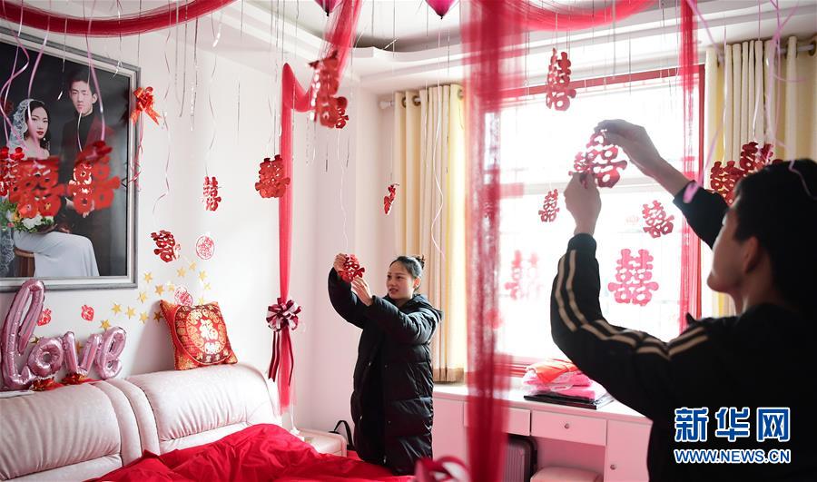 （奮進(jìn)新時(shí)代·迎接兩會）（8）共享發(fā)展——向共同富裕方向穩(wěn)步前進(jìn)