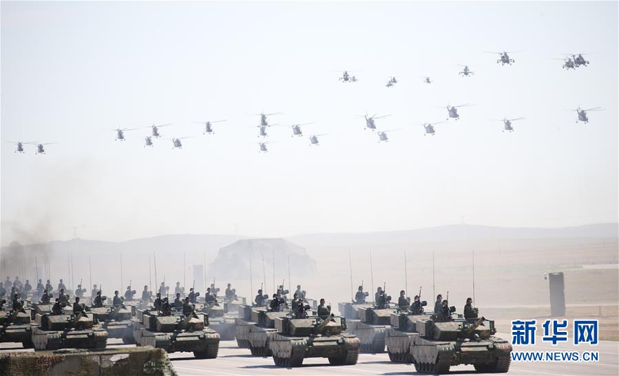 （新華全媒頭條·強(qiáng)軍思想引領(lǐng)新征程·圖文互動(dòng)）（6）那一刻，我們光榮接受檢閱
