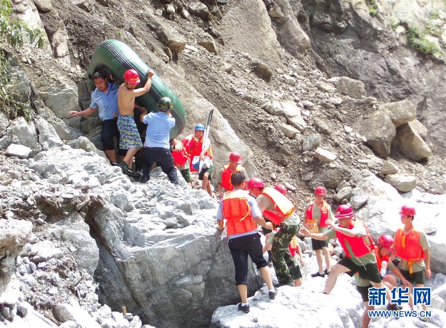（時(shí)代先鋒·圖文互動(dòng)）（2）為人民“逆行”的人——追記退役軍人、青年禁毒民警韓順軍