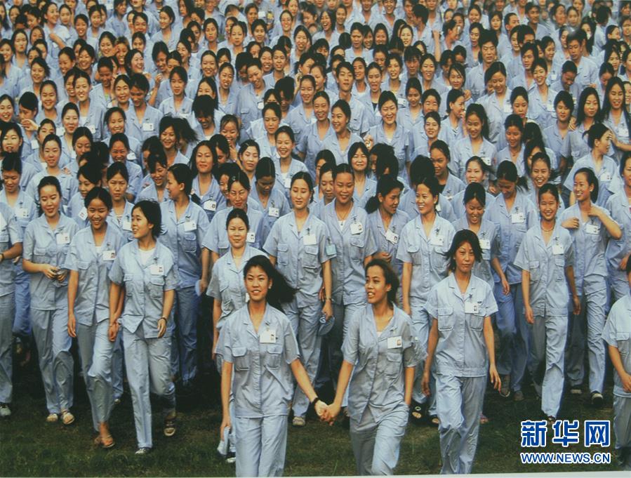 （新華全媒頭條·圖文互動(dòng)）（1）億萬人民的奮斗史詩(shī)——獻(xiàn)給共和國(guó)70年光輝歷史的創(chuàng)造者