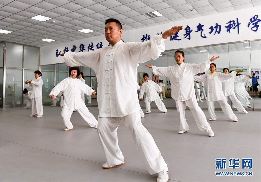 （新華全媒頭條·圖文互動(dòng)）（2）奔跑吧，健康中國(guó)——全民健身在路上