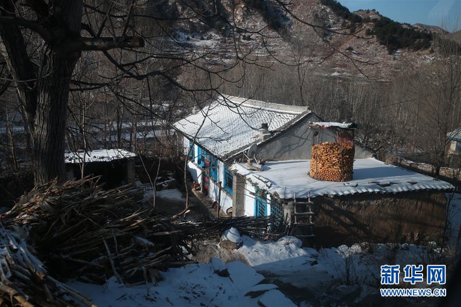 （集中連片特困地區(qū)貧困村調(diào)研行·圖文互動(dòng)）（1）只要有信心，黃土變成金——河北阜平縣駱駝灣村和顧家臺(tái)村脫貧調(diào)查 