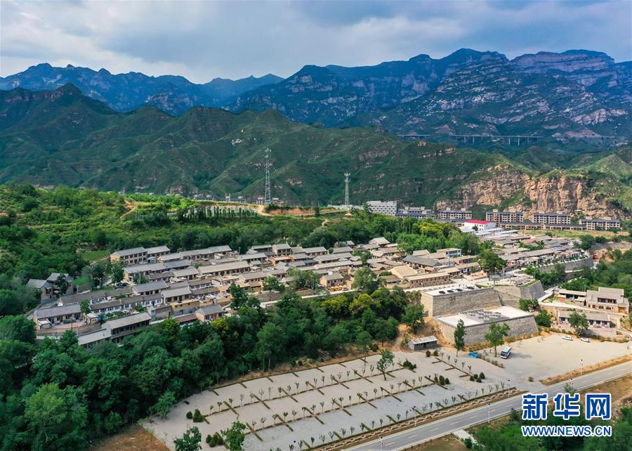 （集中連片特困地區(qū)貧困村調(diào)研行·圖文互動(dòng)）（5）只要有信心，黃土變成金——河北阜平縣駱駝灣村和顧家臺(tái)村脫貧調(diào)查
