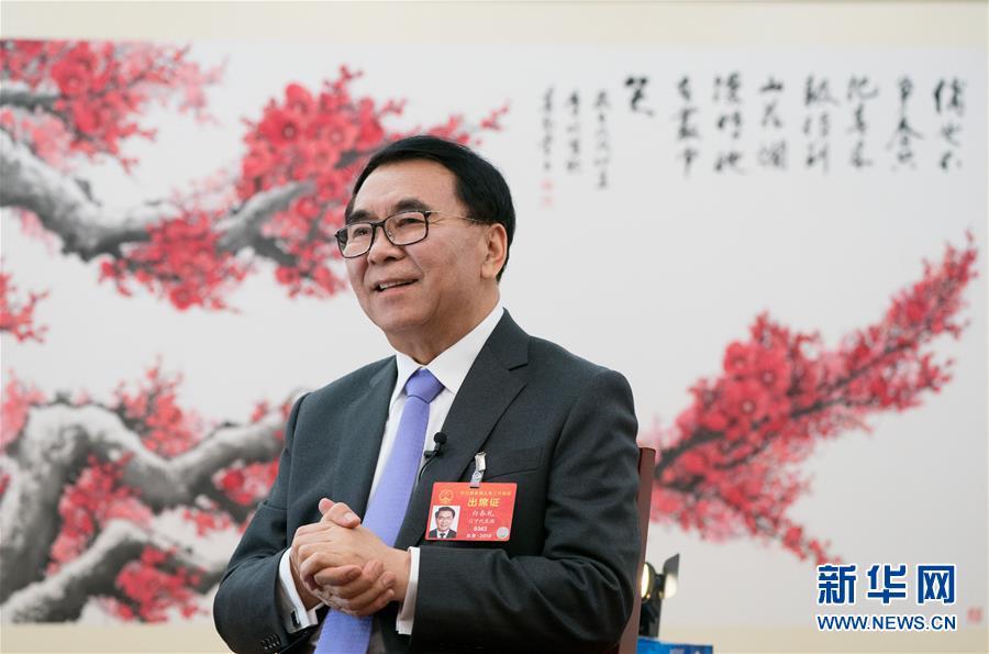 （兩會·圖文互動）（1）全國人大代表、中科院院長白春禮：打破關(guān)鍵核心技術(shù)“瓶頸”