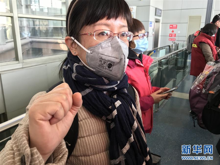 （熱點鮮報·圖文互動）（2）三代人的約定：父母送我援湖北，我給孩子樹榜樣
