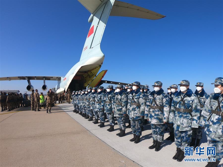（一線抗疫群英譜·圖文互動(dòng)）（3）起飛，在人民最需要的時(shí)刻——中部戰(zhàn)區(qū)空軍航空兵某團(tuán)支援湖北抗“疫”空運(yùn)記事
