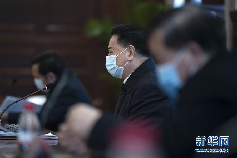 （聚焦疫情防控·圖文互動(dòng)）（4）急防控所急，沖鋒勇向前——華中科技大學(xué)以科研攻關(guān)推動(dòng)疫情防控救治觀察