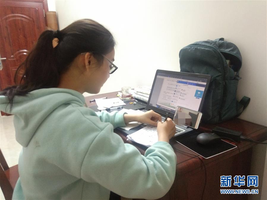 （新華網(wǎng)·圖文互動）（2）為“逆行者”后方護(hù)航，這些大學(xué)生的假期不一般