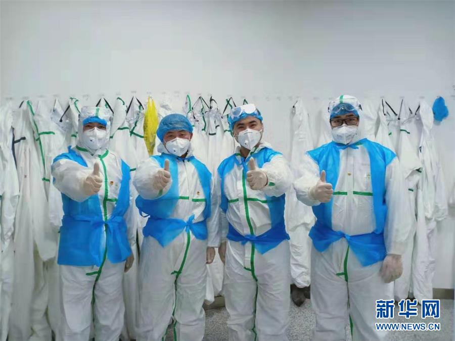 （習近平致敬的戰(zhàn)“疫”英雄·志愿者篇·圖文互動）（2）他們，微光成炬照征程
