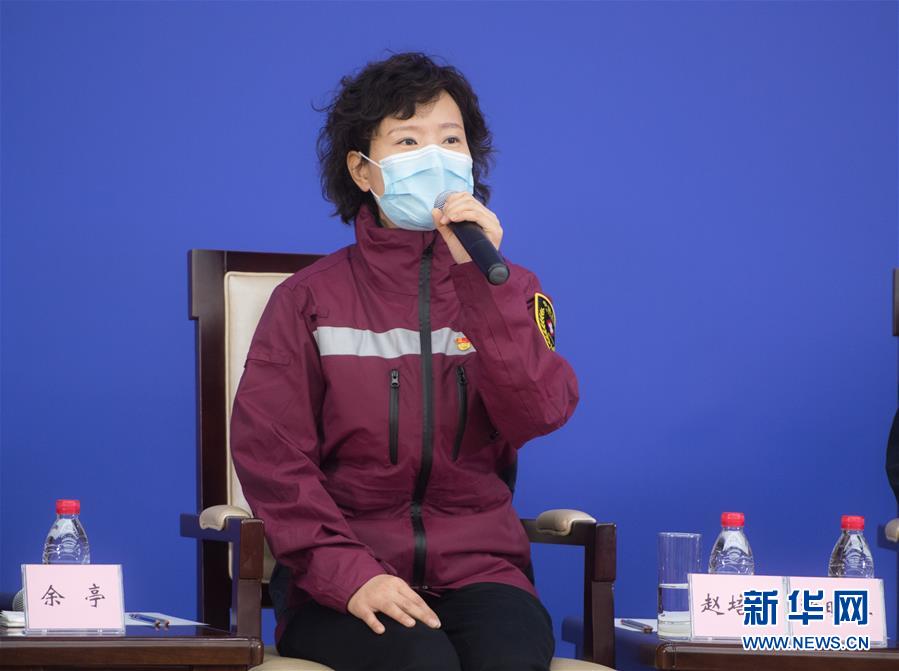 （聚焦疫情防控·圖文互動）（5）分秒必爭！一切為了治病救人——中國抗疫生命至上的生動實(shí)踐