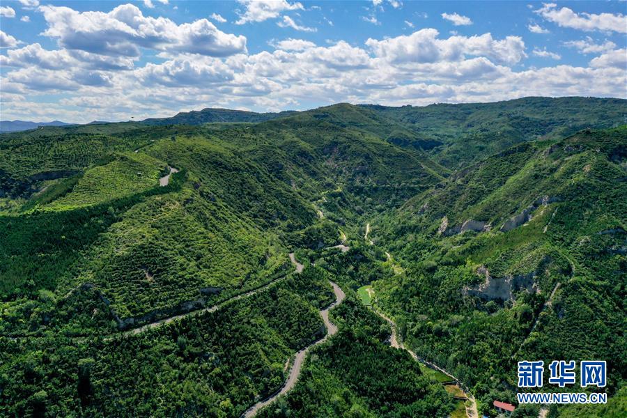 （走向我們的小康生活·圖文互動(dòng)）（1）一年一個(gè)樣——再現(xiàn)“錦繡太原城”的逐夢之旅