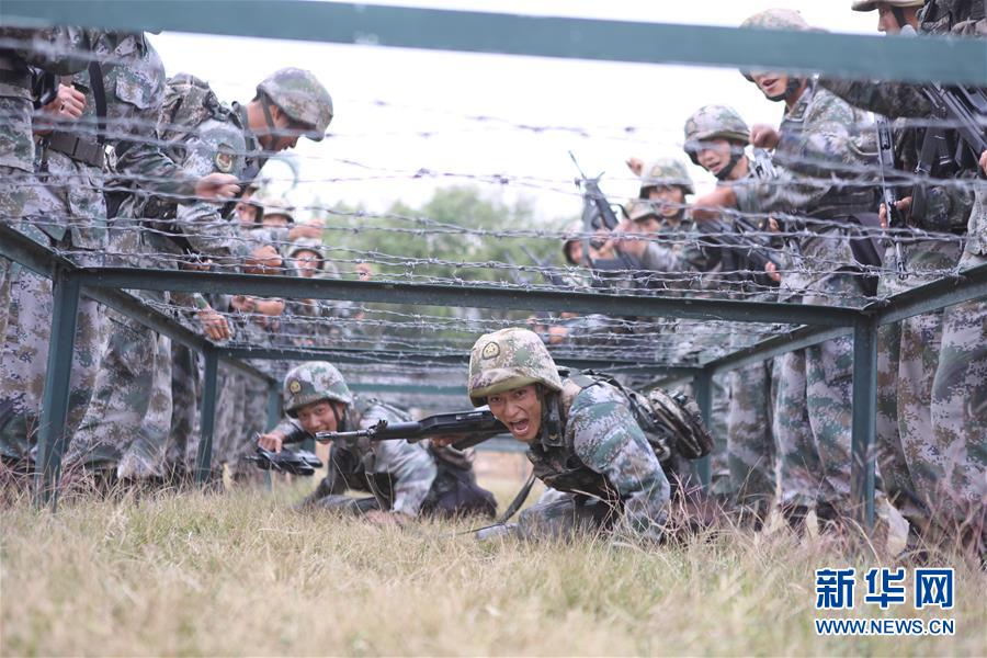 （在習近平強軍思想指引下·我們在戰(zhàn)位報告·圖文互動）（3）千里移防，鐵心跟黨走——南部戰(zhàn)區(qū)陸軍第75集團軍某紅軍旅政治建軍、練兵備戰(zhàn)記事