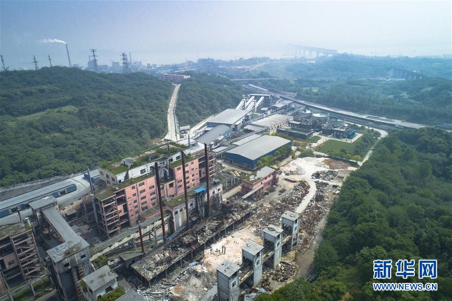 （新華全媒頭條·圖文互動）（6）潮起東方萬象新——以習(xí)近平同志為核心的黨中央團(tuán)結(jié)帶領(lǐng)全黨全軍全國各族人民貫徹落實(shí)黨的十九大精神紀(jì)實(shí)