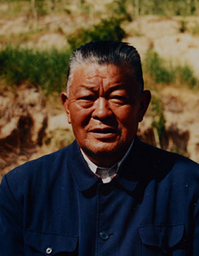 尕布龍語錄：權(quán)力來自百姓，只能服務(wù)于百姓