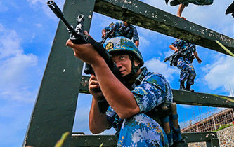 海軍陸戰(zhàn)隊特種障礙訓練，敢來嗎？