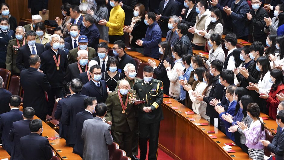 大會前，志愿軍老同志入場