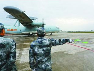 空軍出動空警200飛機執(zhí)行抗震救災任務