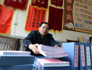 “一離開群眾，內(nèi)心就感到孤獨”——記“鄉(xiāng)村判官”楊斌圣