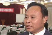 社會各界通過中國扶貧基金會為災區(qū)捐助