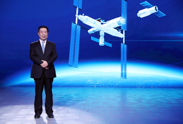 將要建造的空間站基本構(gòu)型有三個艙，構(gòu)成英文T字型