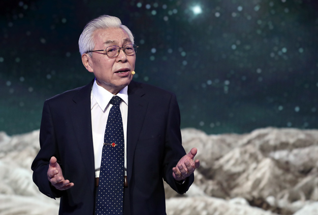 雖然已經(jīng)84歲了，但我還會(huì)加倍努力。