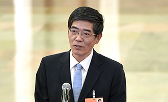 中國殘疾人聯(lián)合會(huì)執(zhí)行理事會(huì)理事長魯勇接受采訪
