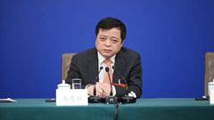 全國政協(xié)常委、全國工商聯(lián)副主席、正泰集團(tuán)董事長 南存輝