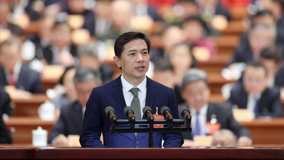 中國(guó)民間商會(huì)副會(huì)長(zhǎng)，百度在線網(wǎng)絡(luò)技術(shù)（北京）有限公司董事長(zhǎng)兼首席執(zhí)行官 李彥宏