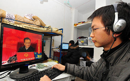 2010年網(wǎng)友關(guān)注溫家寶總理接受中國政府網(wǎng)、新華網(wǎng)聯(lián)合專訪