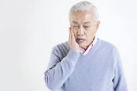 【健康解碼】牙疼的時(shí)候喝冰啤酒會(huì)緩解牙痛嗎？