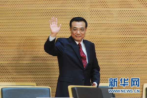 5月5日，中國(guó)國(guó)務(wù)院總理李克強(qiáng)在位于亞的斯亞貝巴的非洲聯(lián)盟總部發(fā)表題為《開創(chuàng)中非合作更加美好的未來》的演講。 新華社記者 謝環(huán)馳 攝 