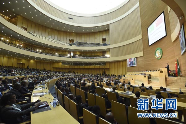  5月5日，中國(guó)國(guó)務(wù)院總理李克強(qiáng)在位于亞的斯亞貝巴的非洲聯(lián)盟總部發(fā)表題為《開創(chuàng)中非合作更加美好的未來》的演講。 新華社記者 李學(xué)仁 攝 