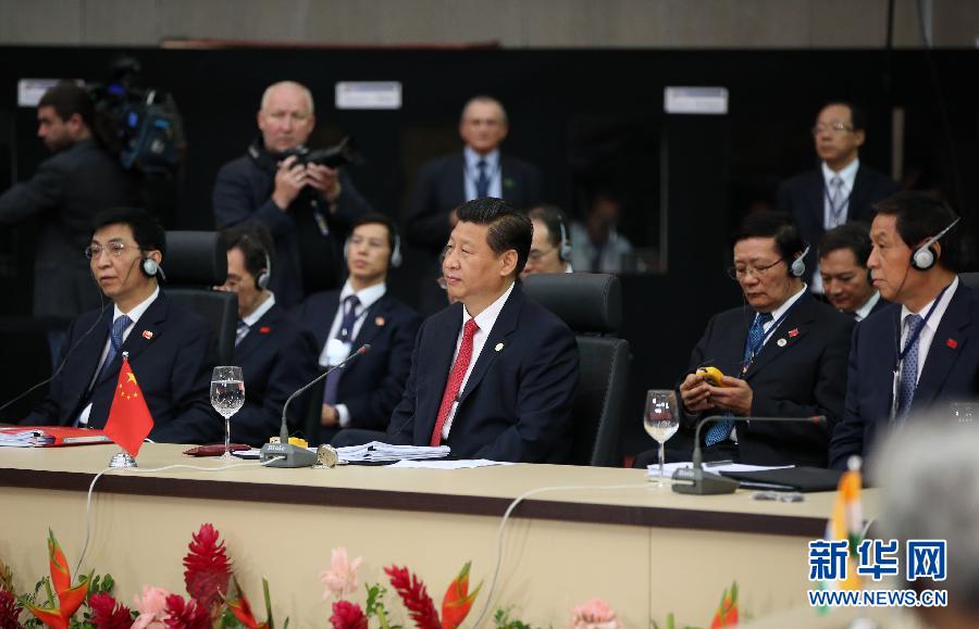 7月15日，國家主席習(xí)近平在巴西福塔萊薩出席金磚國家領(lǐng)導(dǎo)人第六次會晤。 新華社記者 蘭紅光 攝 