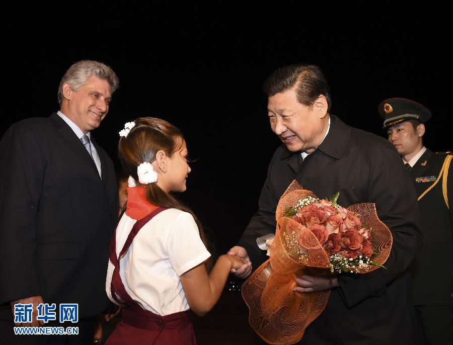當(dāng)?shù)貢r(shí)間7月21日晚9時(shí)許，國家主席習(xí)近平乘坐的專機(jī)抵達(dá)哈瓦那何塞·馬蒂國際機(jī)場(chǎng)，開始對(duì)古巴進(jìn)行國事訪問。新華社記者李學(xué)仁攝