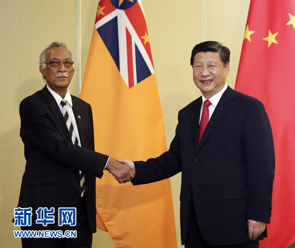 11月22日，國家主席習近平在斐濟楠迪會見紐?？偫硭Ｐ氯A社記者姚大偉攝 