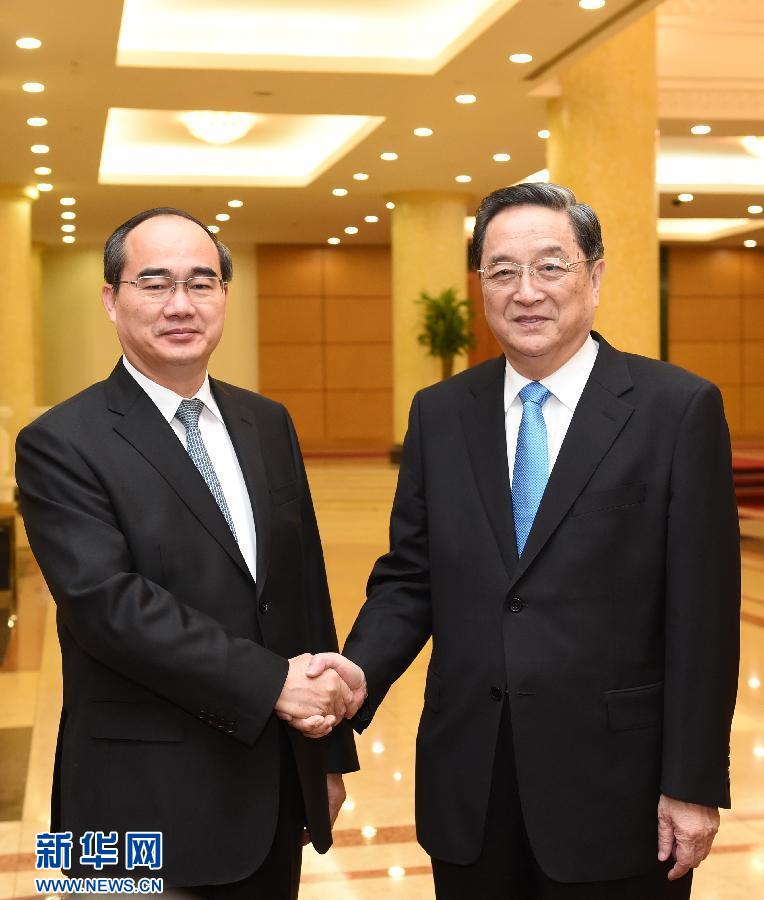 12月25日至27日，中共中央政治局常委、全國(guó)政協(xié)主席俞正聲對(duì)越南進(jìn)行正式訪問。這是12月26日，俞正聲在河內(nèi)與越南祖國(guó)陣線主席阮善仁舉行會(huì)談。 新華社記者劉建生攝