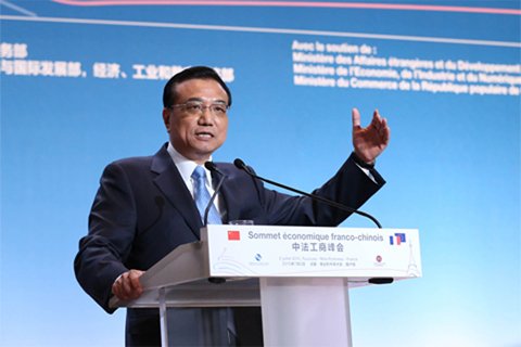 李克強(qiáng)總理2日在中法工商峰會(huì)演講時(shí)表示，中法建交50年來，兩國(guó)關(guān)系積累了寶貴經(jīng)驗(yàn)，未來50年的中法關(guān)系將更燦爛輝煌。中國(guó)政府網(wǎng)