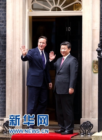 10月21日，國家主席習近平在倫敦唐寧街首相府同英國首相卡梅倫舉行會談。 新華社記者 鞠鵬 攝 