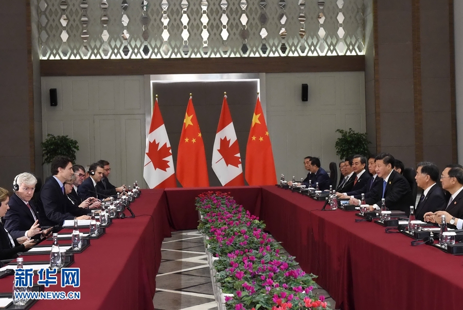 11月16日，國家主席習(xí)近平在土耳其安塔利亞會(huì)見加拿大總理特魯多。 新華社記者 饒愛民 攝
