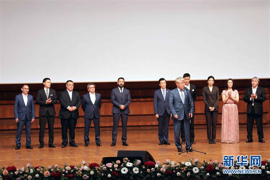 （國(guó)際·圖文互動(dòng)）（1）中哈合拍影片《音樂家》在哈薩克斯坦首映
